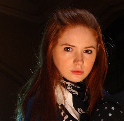 Dr Who star Karen Gillan reportedly found naked and。